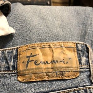 Women’s jeans